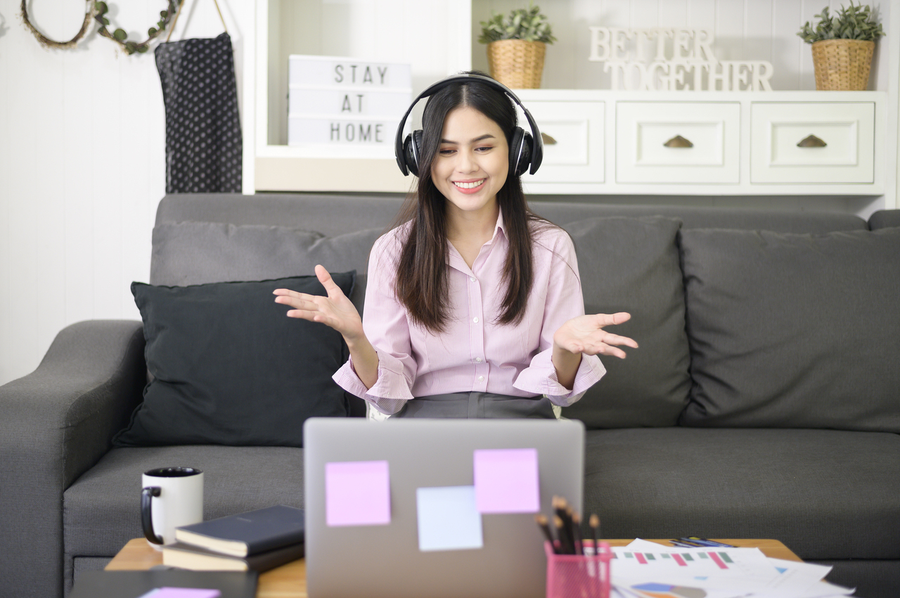 A speaker at an online event promoting